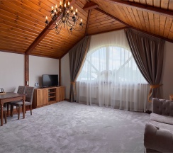 Номер Люкс двухуровневый корпус "Усадьба" в Горячие ключи