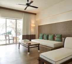 Двухместный люкс Executive с видом на бассейн двуспальная кровать в Veranda Resort & Villas Hua Hin - Cha Am