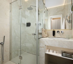 Luxe в Миррос Montis MediSPA