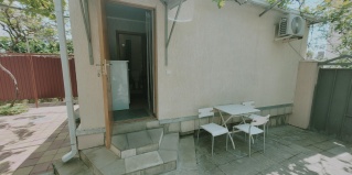 Геленджик: Гостевой дом Друзья