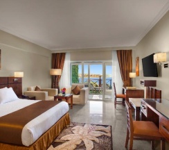 Двухместный номер Premium с видом на море двуспальная кровать в Отель Sultan Gardens