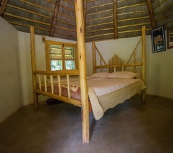 Бунгало c 1 комнатой в Roots Retreat and Camping Resort