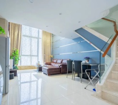 Двухместный номер Deluxe Дуплекс (двуспальная кровать) в Louidon Mega Duplex Apartment - Beijing Rd