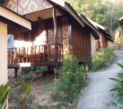 Двухместное бунгало (2 отдельные кровати) в Phi Phi Jungle Hill Bungalow