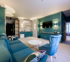 №4 ЛЮКС GRAND RESIDENT SUITE (2 комн., 50 м²) в Отель