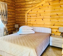 Четырехместный номер "Люкс" в Звениговская