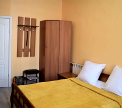 №5. Семейный номер с дополнительным спальным местом и видом на горы в Прибой