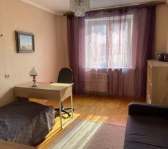 3-комнатные апартаменты улучшенные в Четыре комнаты