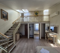 Модерн в Меблированные комнаты Центриссимо