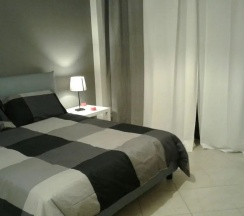 Двухместный номер Comfort с видом на город двуспальная кровать в Kaktus Guest House