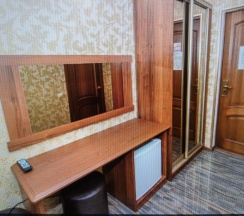 Трёхместный номер Standard в Корона