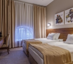 Двухместный номер «ДЕЛЮКС» с двумя отдельными кроватями в Riverside Hotel