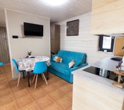Коттедж в Champion House