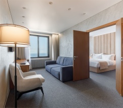 Люкс с видом на море в Tfl Hotel Vladivostok