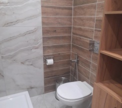 Апартаменты с 2 комнатами с балконом в Квартира В Центре у Сквера