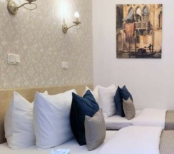 Стандарт | Веронезе Грин с кроватью (180 см) или по запросу с 2 кроватями (90 см) в Veneta rooms guesthouse