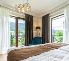 Двухместный номер Standard с красивым видом из окна двуспальная кровать в Hotel Chatini Mestia