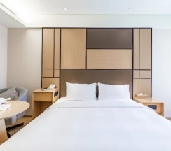 Двухместный номер (двуспальная кровать) в JI Hotel Lujiazui Babaiban