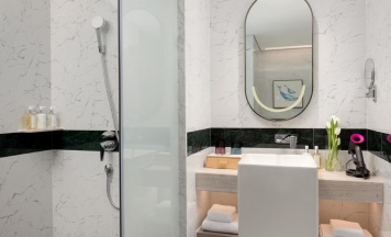 Четырёхместный номер Premium с видом на море в Holiday Inn Resort Sanya Bay by IHG