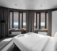 Стандарт двухкомнатный 6-местный с  2-х ярусными кроватями в Delta Sirius