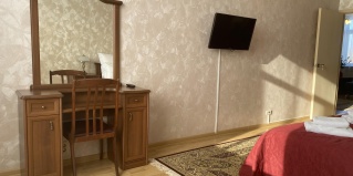 Иркутск: Апартаменты ГостиРу