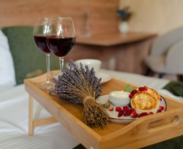 Стандарт с одной большой кроватью в Курский соловей