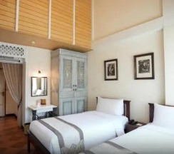 Двухместный номер Grand 2 отдельные кровати в Chuchai Buri Sri Amphawa