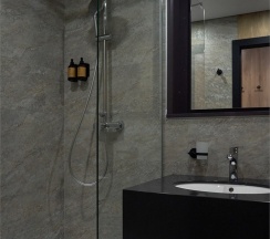 Стандарт в мотеле с балконом в Среди Гор