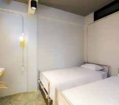 Шестиместный семейный номер Standard в bloo Hostel