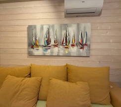 Цветные дома в Времена Года