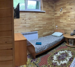Номер улучшенный комфорт с 2 односпальными кроватями в Колобок