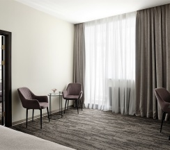 Люкс с двуспальной кроватью в Park-hotel