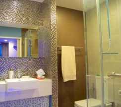 Апартаменты с балконом в Acqua Condominium 2