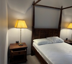 двухкомнатный номер на первом этаже с 3-мя двуспальными кроватями в Ольденбург