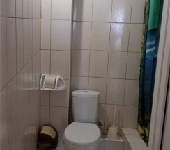 Семейный с 2 спальнями кухней и балконом/террасой в Лакшми