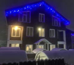 Двухместные апартаменты двуспальная кровать в Алина