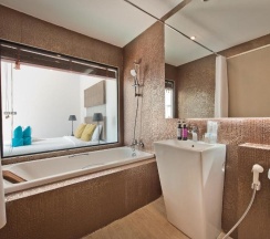 Вилла с 2 комнатами в Tropicana Pool Villa