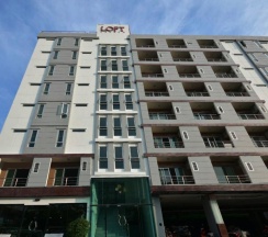 Одноместный люкс в LOFT Salaya