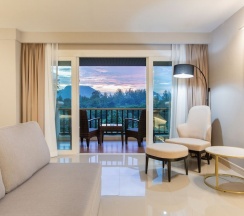 Четырёхместный номер Deluxe с видом на горы в Lacol Khao Yai - A Chatrium Collection