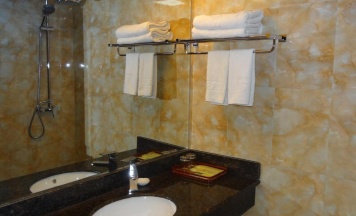 Двухместный номер Business 2 отдельные кровати в Huilong Tower Hotel