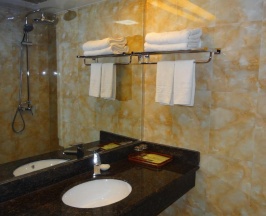 Двухместный номер Standard 2 отдельные кровати в Huilong Tower Hotel