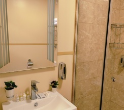 Трехместный Полулюкс с террасой в Лоза Хутор All inclusive&SPA