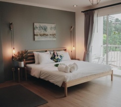 Двухместный номер Standard с балконом двуспальная кровать в Thira House