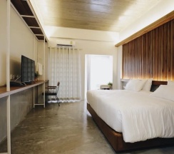 Трёхместный номер Superior в Laekhon Nonbai Hotel