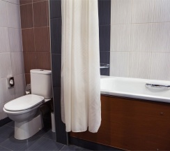 Стандарт Премиум с двумя кроватями/ или одной широкой кроватью в Бенефит Плаза