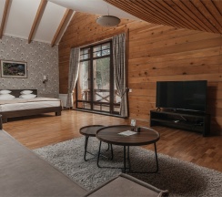 КОРПУС «ПРАВИТЕЛЬСТВЕННЫЙ». Студия +. Вид на реку в Марьин Остров