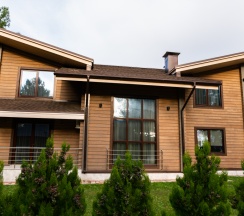 Коттедж с балконом в Литфонд