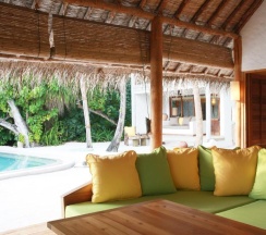 Люкс With Pool Crusoe с 3 комнатами в Soneva Fushi