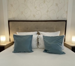 Комфорт Улучшенный King в Art Hotel Krasnodar