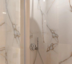 Четырёхместный номер Deluxe Premium в Almaty